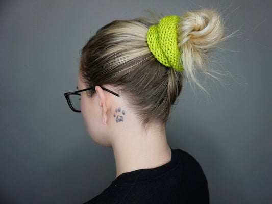 Knit Scrunchie in (S)Lime Green